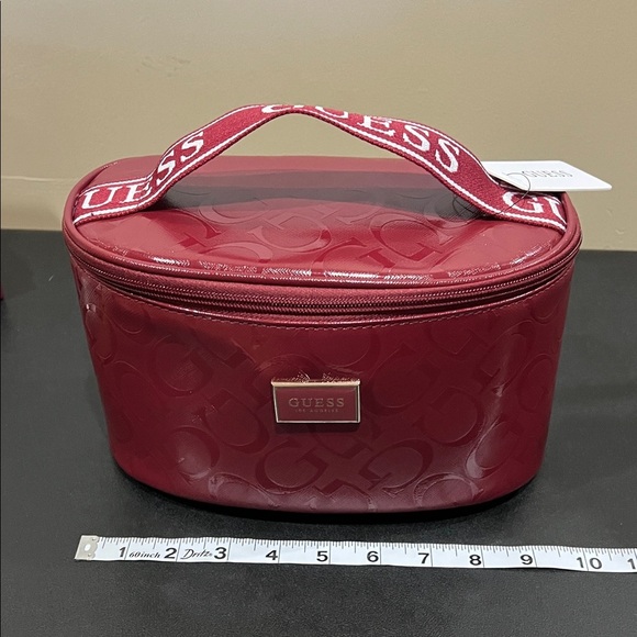Guess | Iconic Logo Glossy Wine Cosmetic Case - Picture 11 of 12
